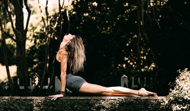 Simple Yoga Poses to Improve Body Posture