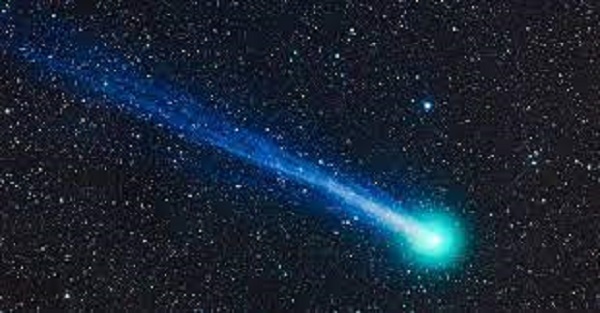 Comet approaching Earth that is three times the size of Mount Everest: report