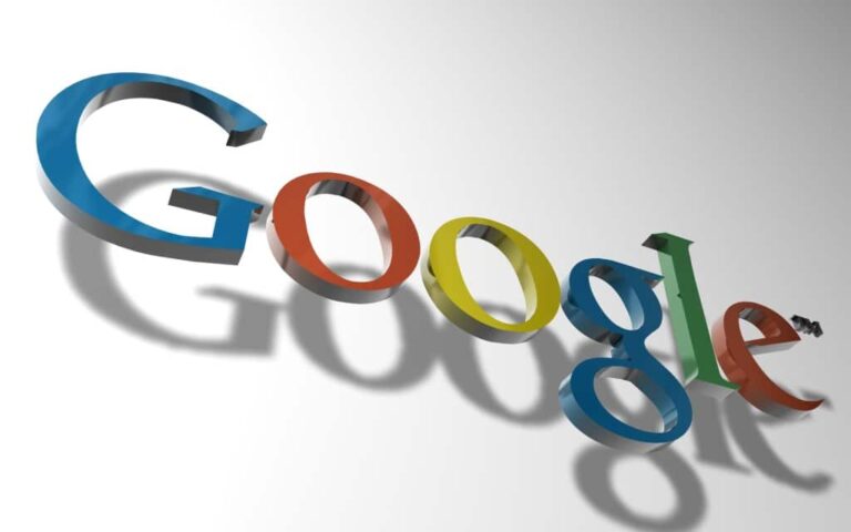 Google starts to phase out passwords and makes passkeys the default for everyone